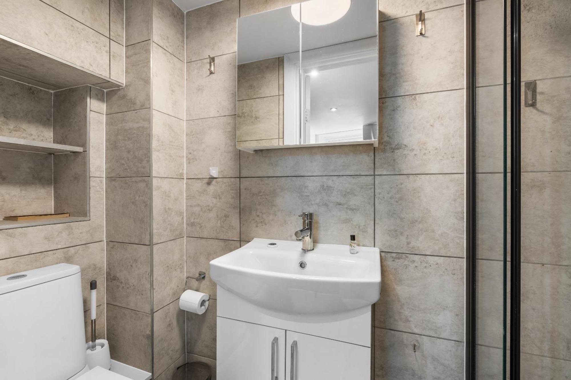 Apartment Queens Place - 3 Bedroom